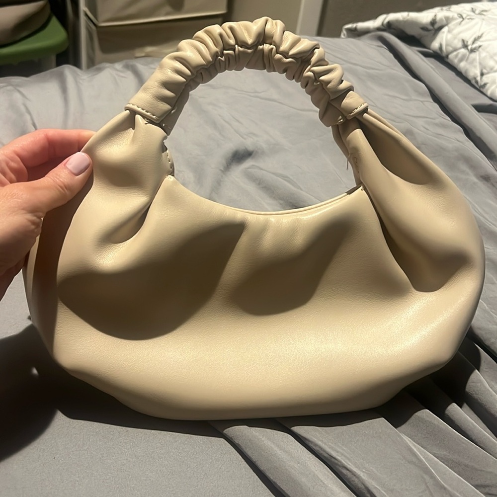 Women’s small trendy handbag